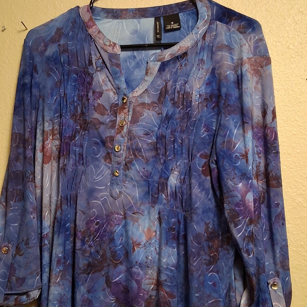 new directions Blue Floral Pintuck Chiffon Blouse M 260786